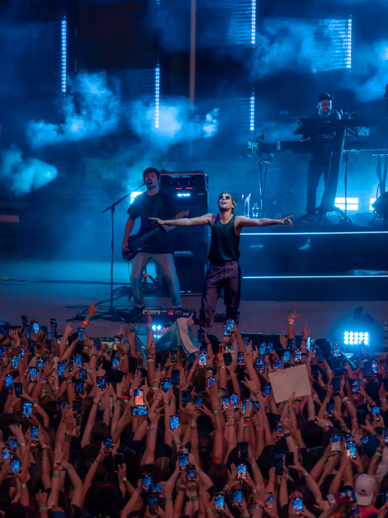 Crowd shots of Louis Tomlinson singing to his fans inside Forest Hills Stadium in Queens, NY.