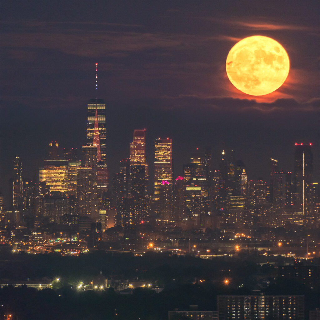 Supermoon NYC skyline photography from Eagle Rock Reservation.