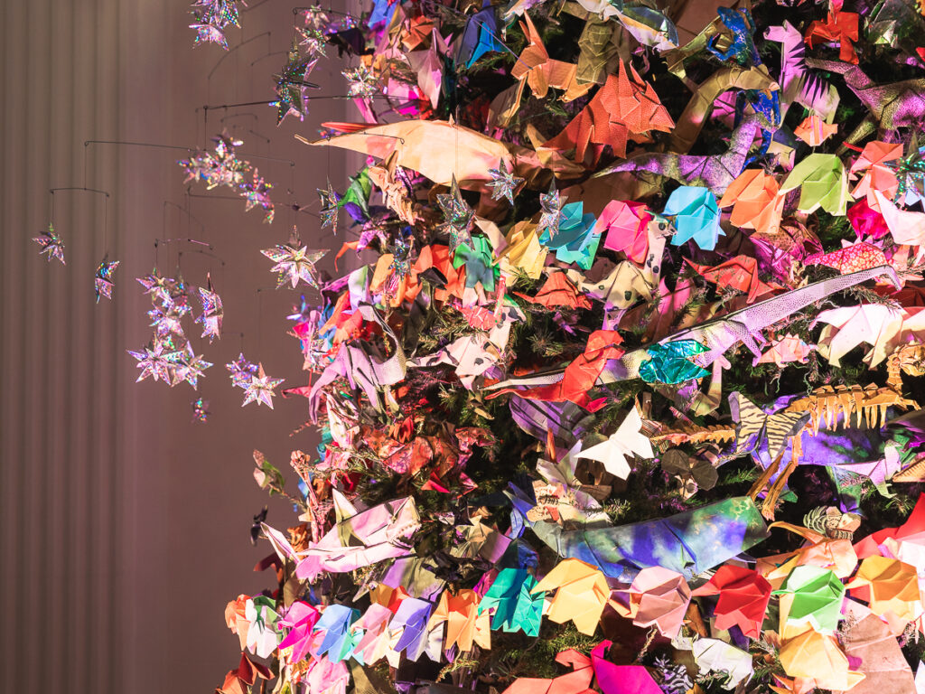 The American Museum of Natural History has an unconventional Christmas tree for the holidays in NYC: a 13 ft. Origami tree made of 1000 origami animals.