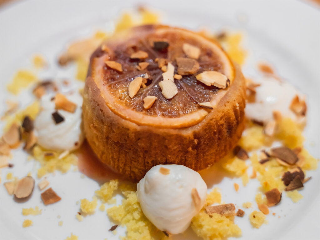 Dine at 22 Sq in Andaz Savannah, considered a luxury hotel in Savannah GA