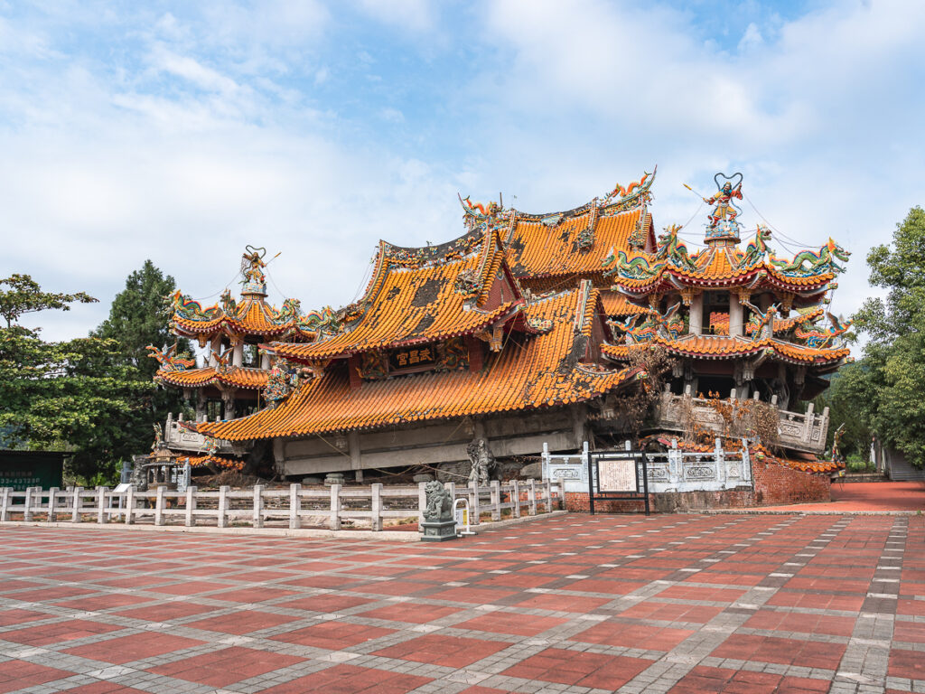 The original Wuchang Temple left standing in ruins since the 921 earthquake, its roof collapsed and leaning in Jiji Township, Nantou County.