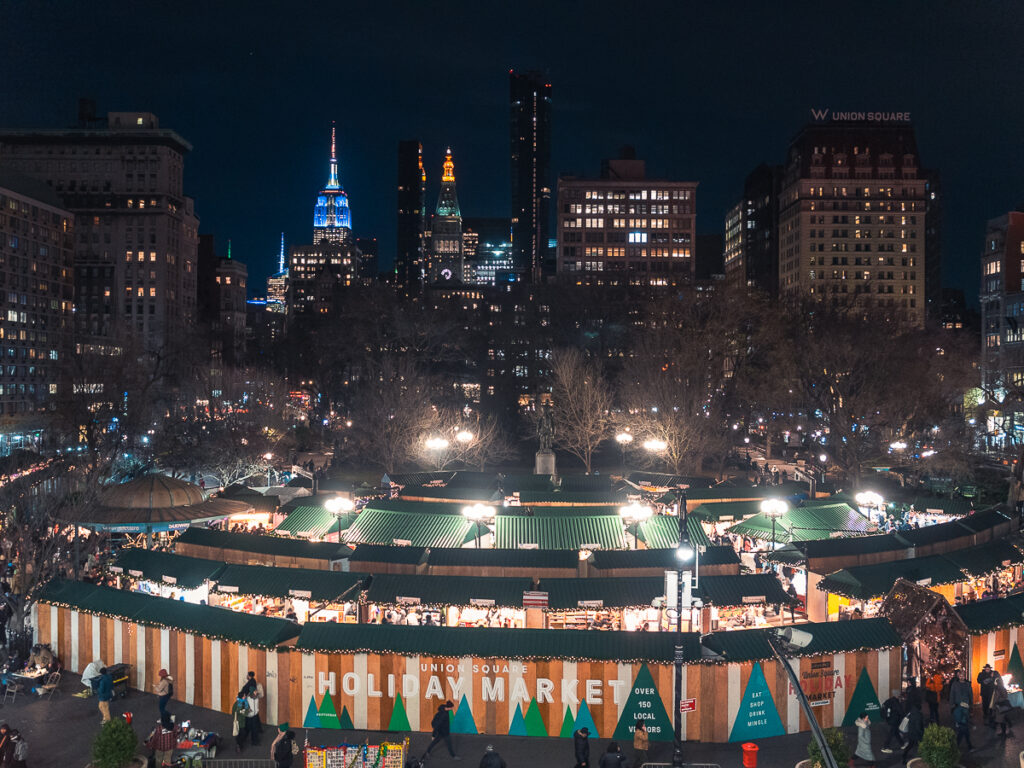 Union-Square-Winter-Market-Christmas-Lights-in-NYC