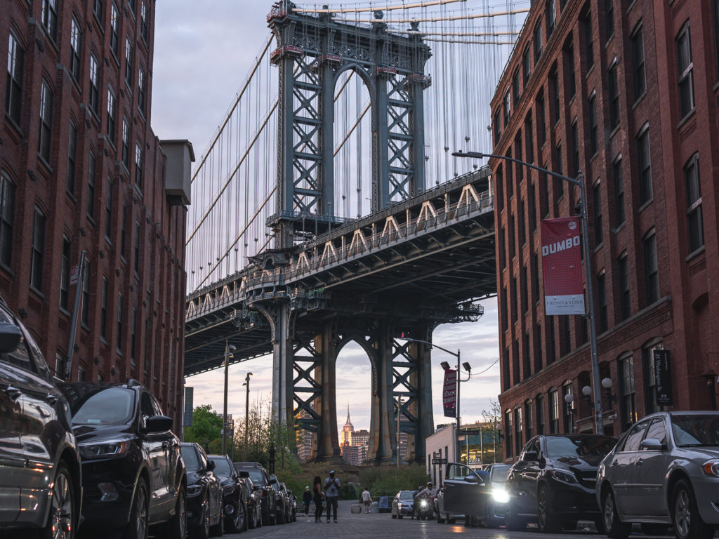 Washington and Water streets are where you can see the Manhattan Bridge which is an extremely popular Brooklyn photography spot.