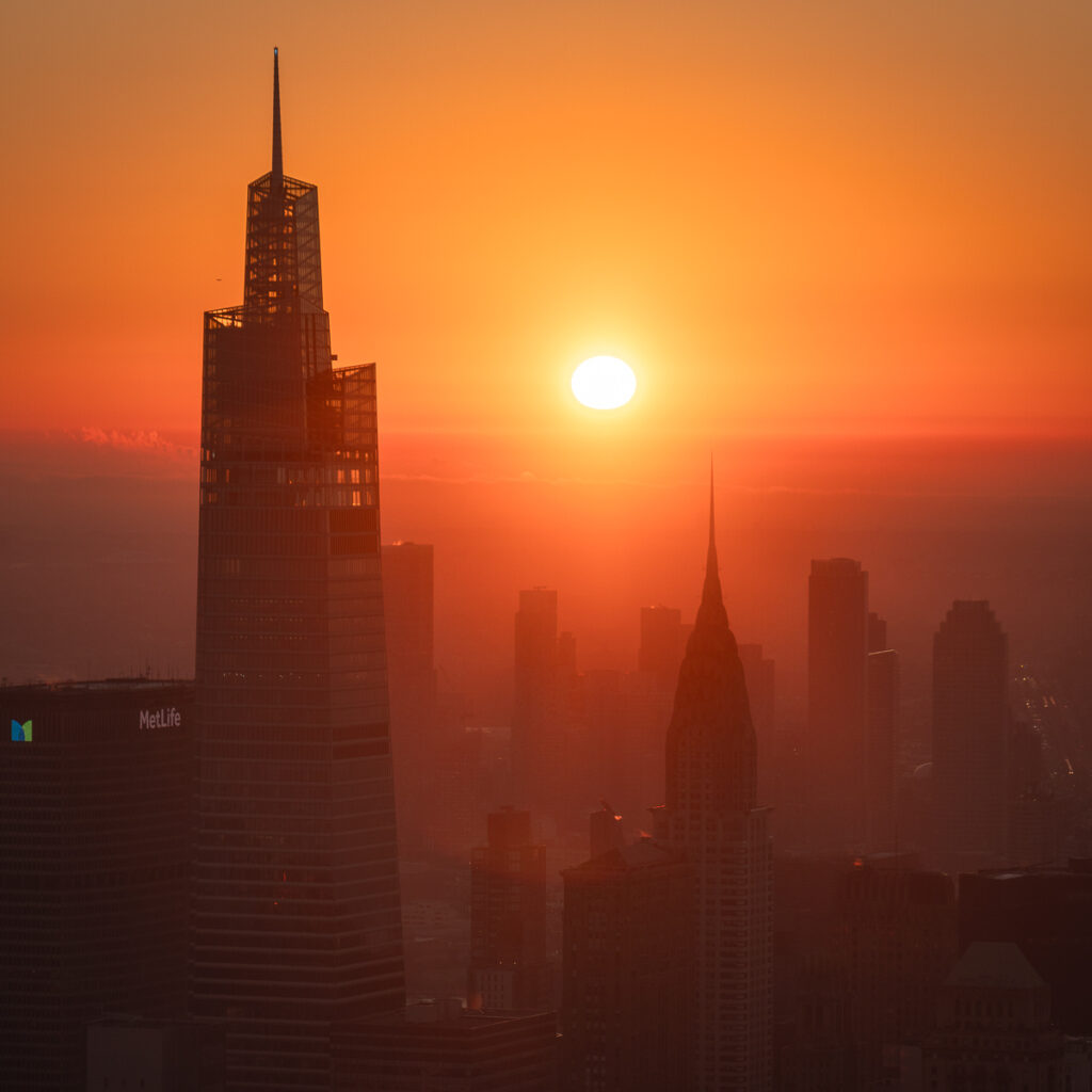 Experiencing Edge NYC observatory during sunrise is breathtaking.